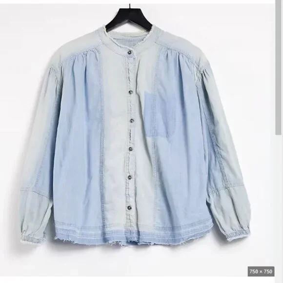 Free People Light Blue Denim Button-Up - Picture 2 of 14